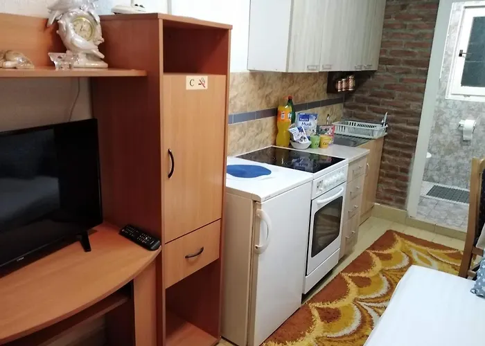 Odmor I Mir 브라네